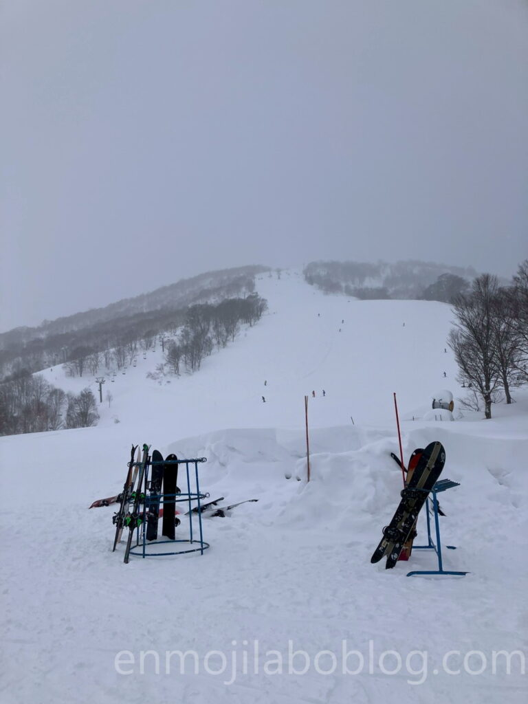 かぐらスキー場・かぐらゴンドラ降り場から山頂方面