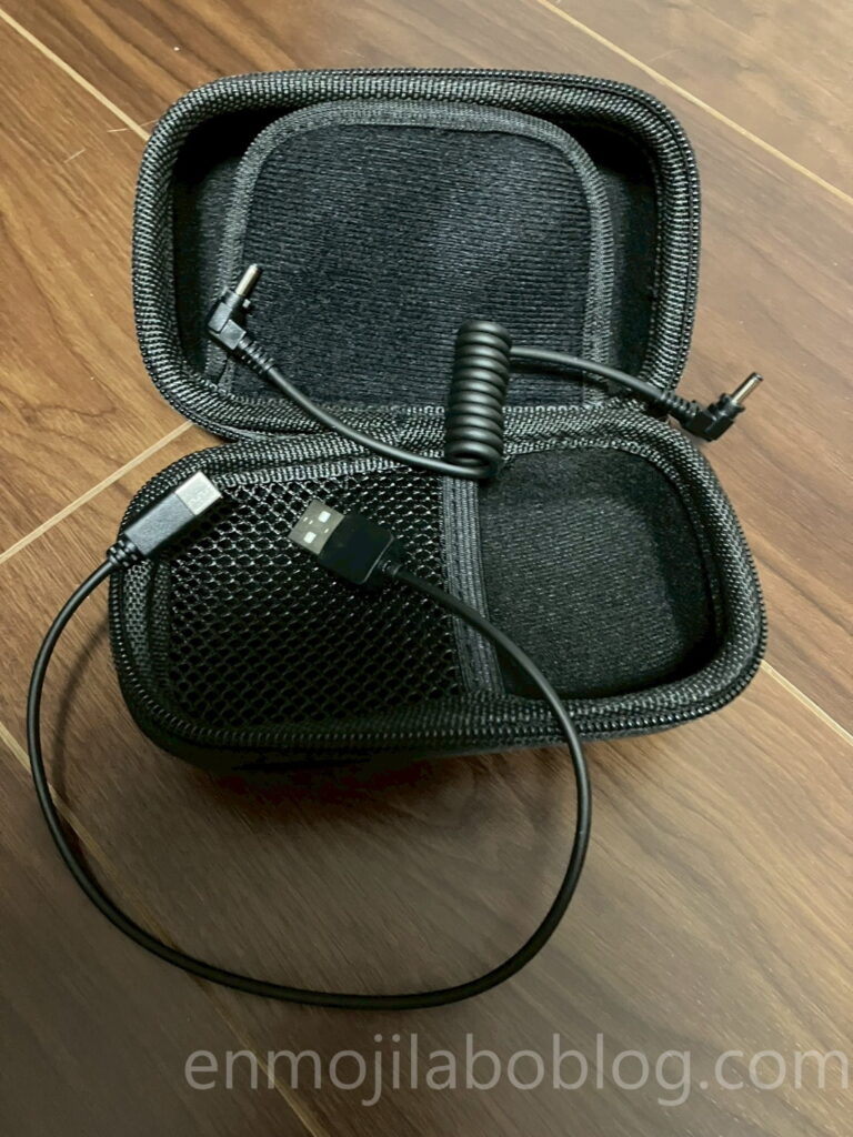 電熱ゴーグル（FUJIKAZE） の専用バッテリーの給電コード